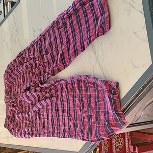 Pj great condition. Has side pockets